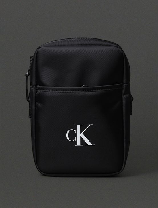 Bolsa Masculina Pequena Calvin Klein Jeans – Preto Bolsa Masculina Pequena Calvin Klein Jeans Preto u
