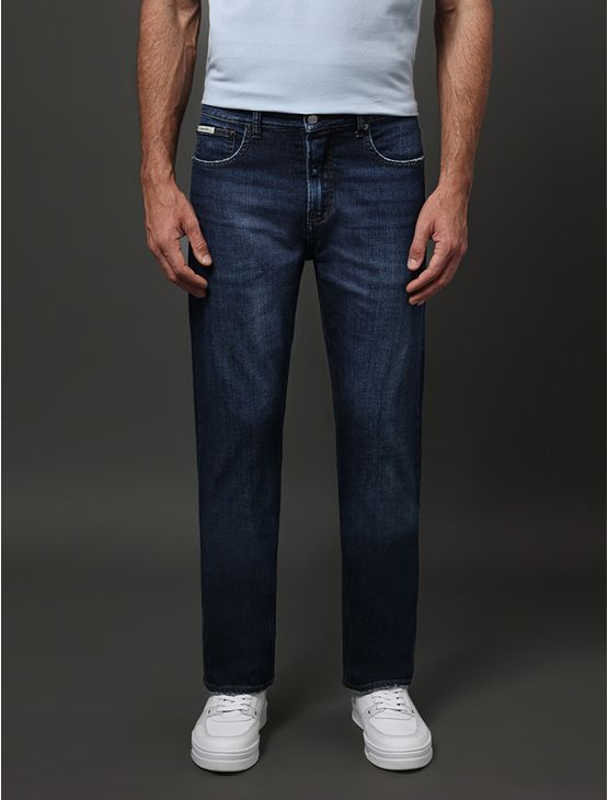 Calça Jeans Masculina Straight 5 Pockets Calvin Klein - Azul Médio Calça Jeans Masculina Straight 5 Pockets Calvin Klein Azul Médio 40