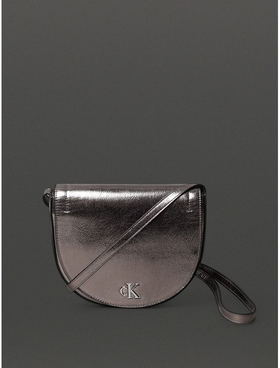 Bolsa Feminina Metálica Logo Central Calvin Klein Jeans – Grafite Bolsa Feminina Metálica Logo Central Calvin Klein Jeans Grafite u