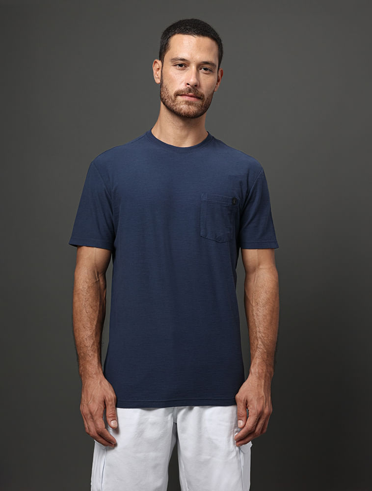 Camiseta Masculina Flamê com Bolso Calvin Klein Jeans - Marinho