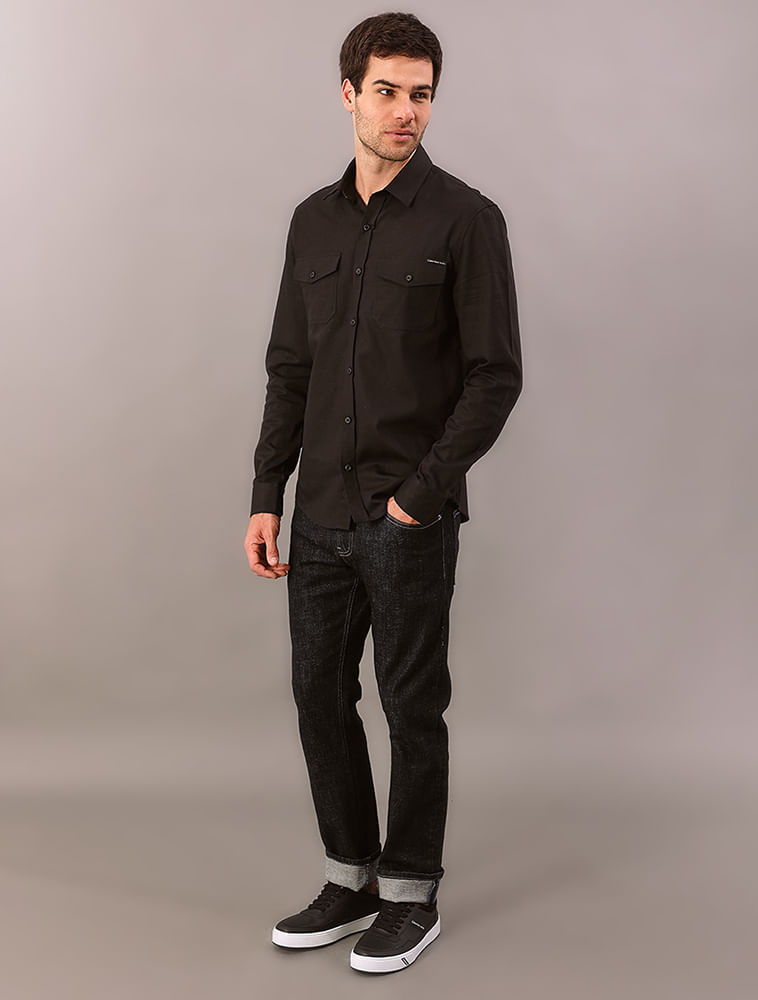 Camisa Manga Longa Calvin Klein Jeans Sarja Com Bolsos - Preto
