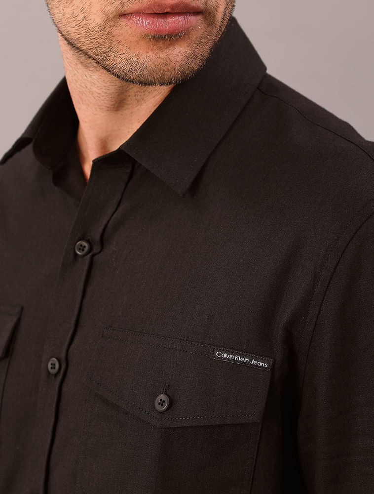 Camisa Manga Longa Calvin Klein Jeans Sarja Com Bolsos - Preto — foto 8
