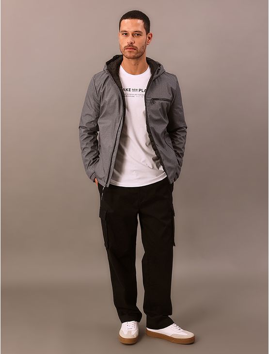 Jaqueta Masculina Capuz e Logo No Peito Calvin Klein Jeans – Cinza Claro Jaqueta Masculina Capuz e Logo No Peito Calvin Klein Jeans Cinza Claro Gg