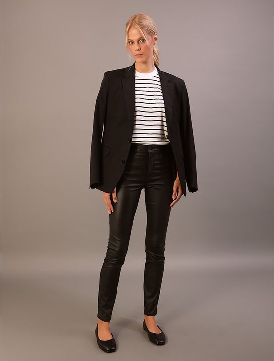 Calça Jeans Feminina Bengaline Justa Etiqueta de Couro Calvin Klein Jeans - Preto Calça Jeans Feminina Bengaline Justa Etiqueta de Couro Calvin Klein Jeans Preto 42